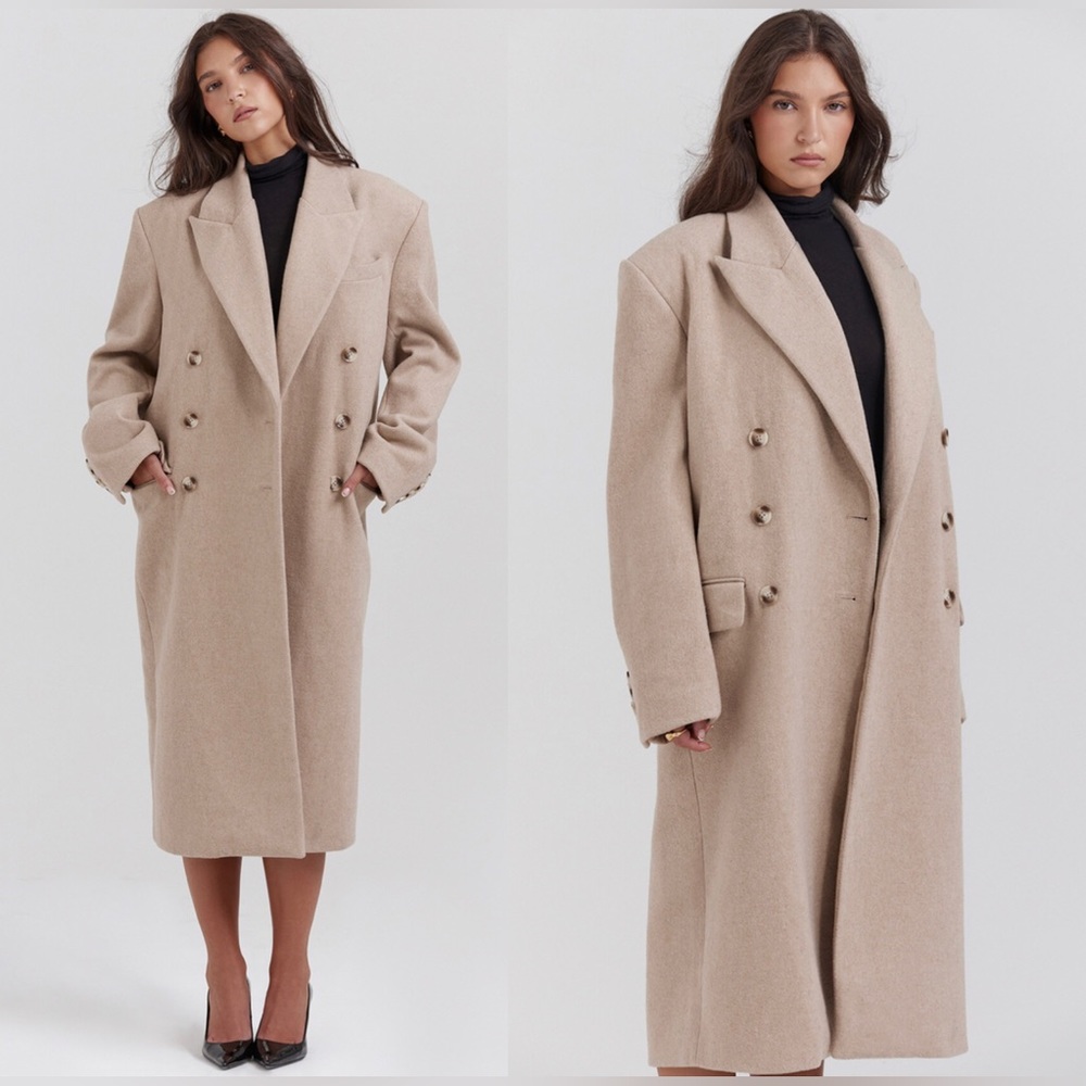 NWOT HOUSE OF CB CARTER OATMEAL DOUBLE BREASTED WOOL COAT. SIZE S - Picture 4 of 12